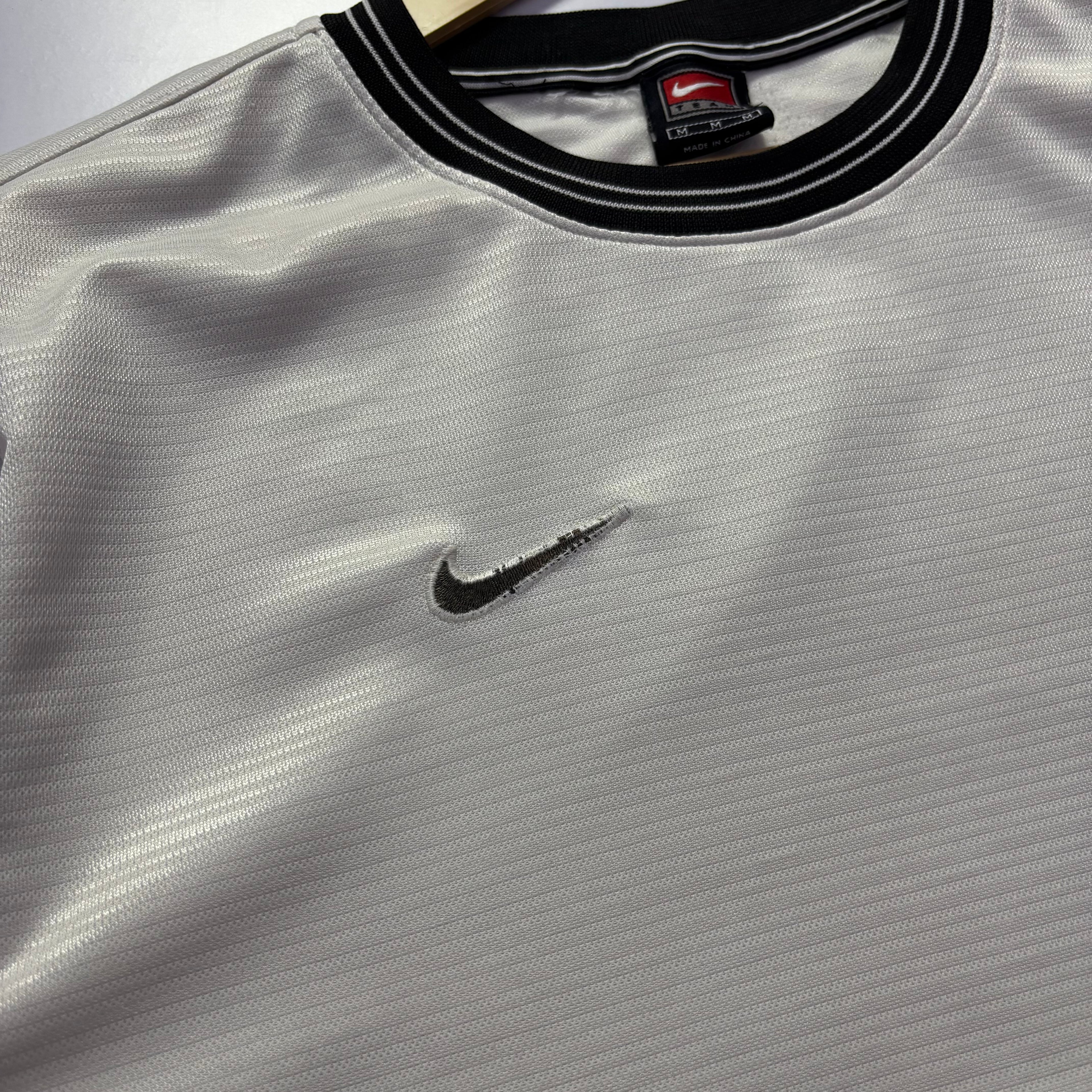 Vtg.Nike Embroidery Swoosh Tee