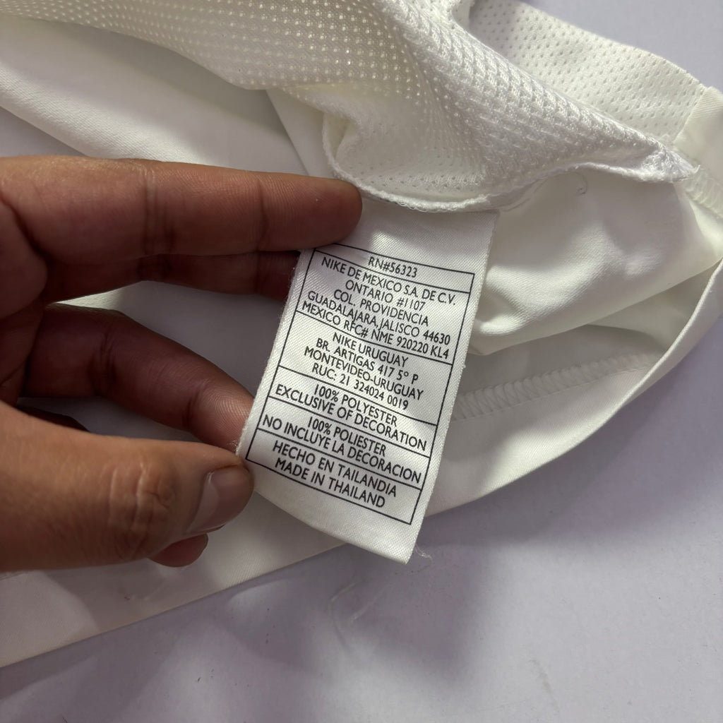 Vtg. Nike Side Swoosh Mesh T-Shirt