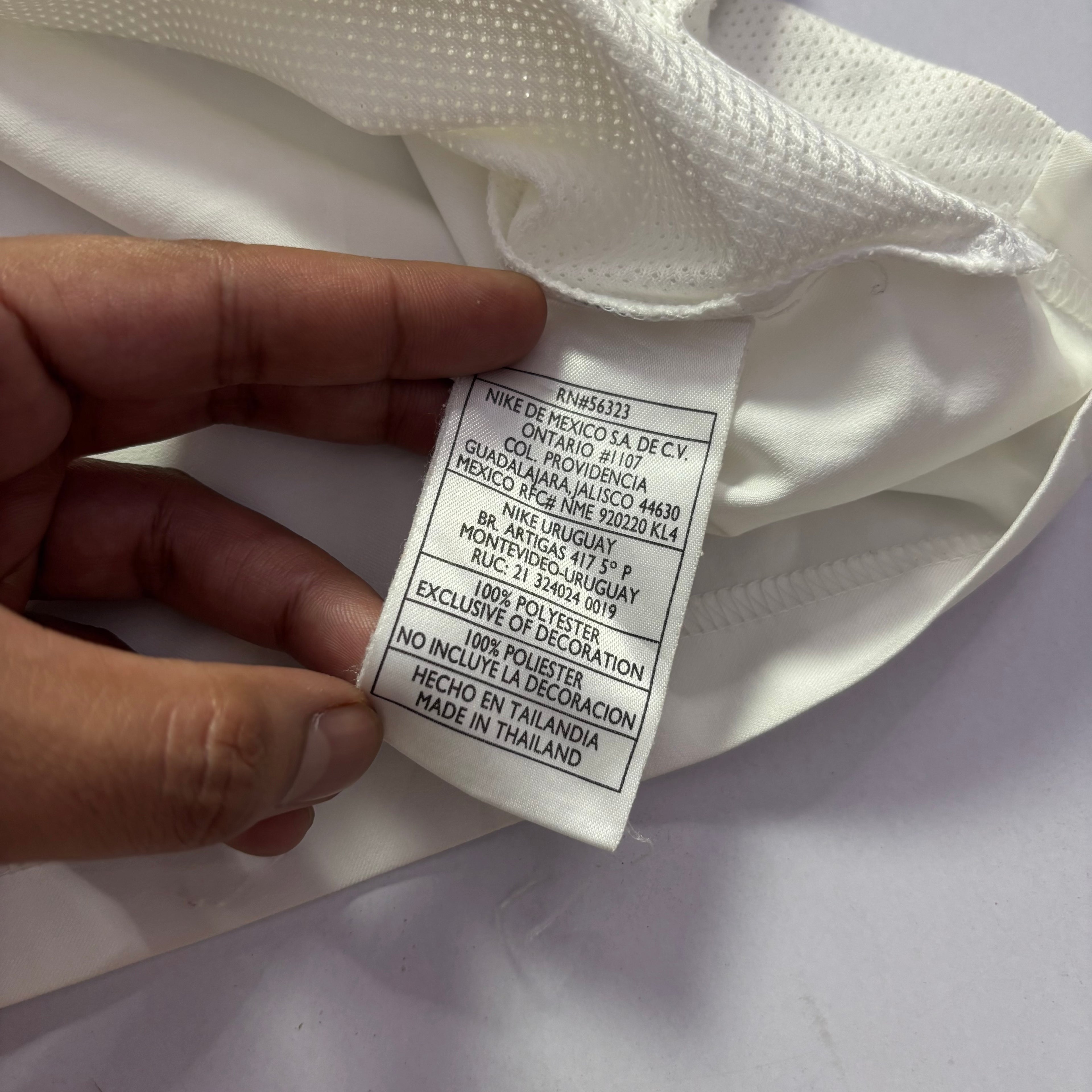 Vtg. Nike Side Swoosh Mesh T-Shirt