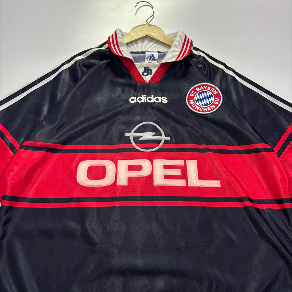 Fc bayren 1997 Home