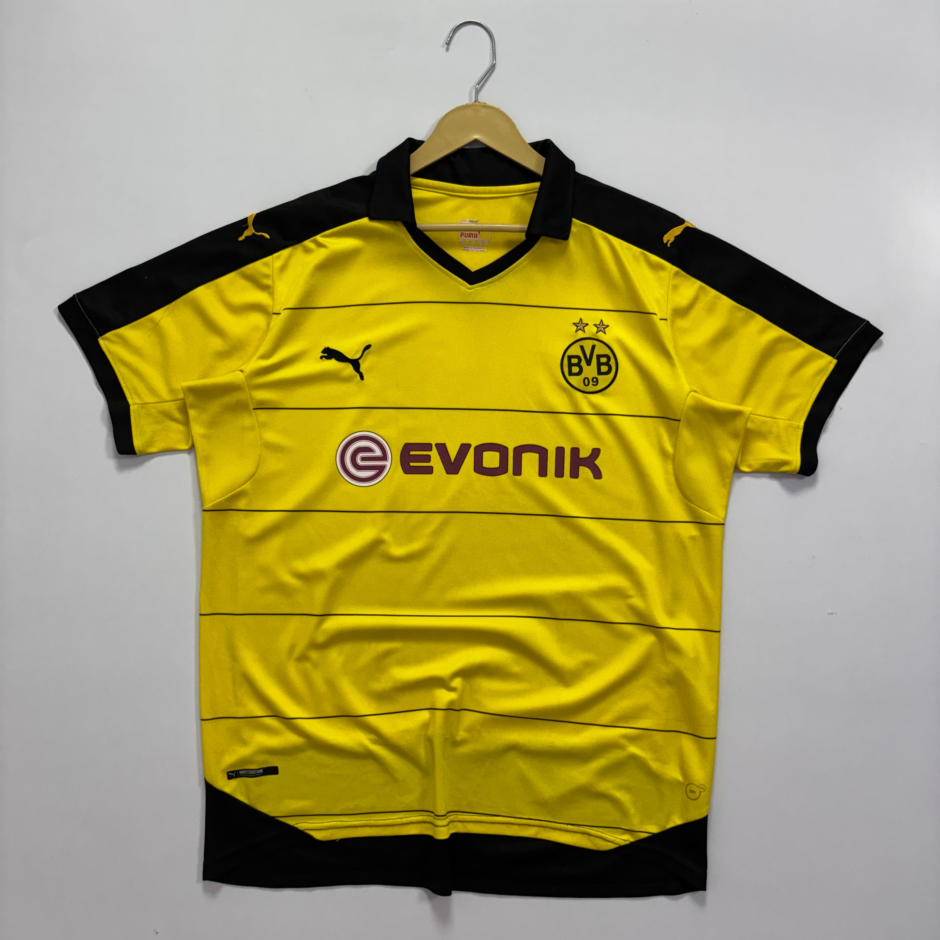 Borussia Dortmund 2015 Home