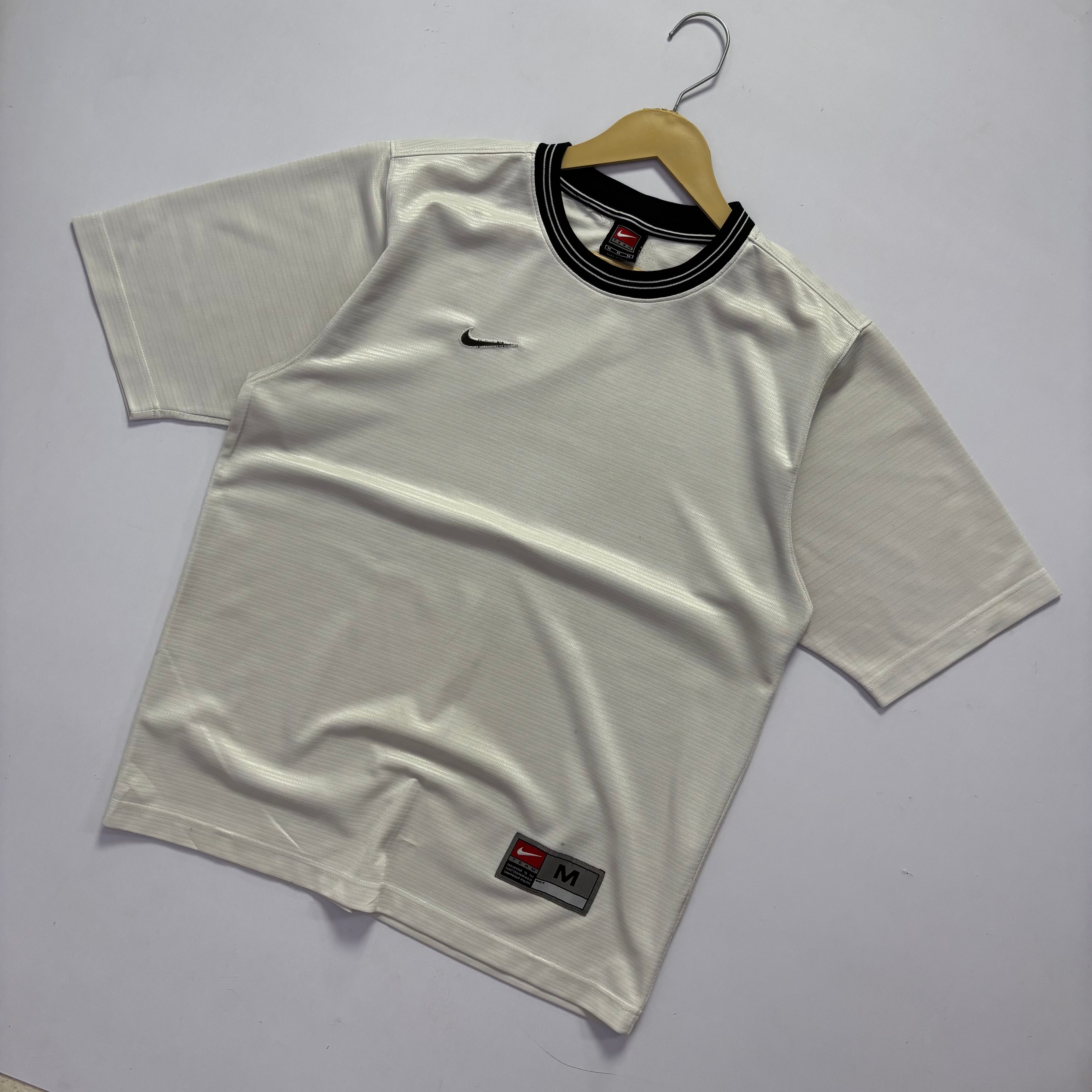 Vtg.Nike Embroidery Swoosh Tee