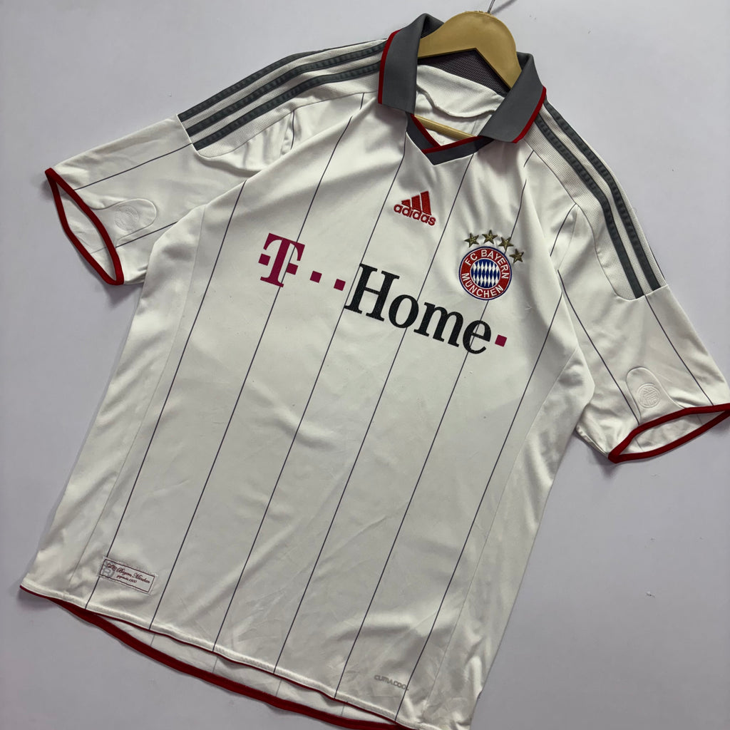 FC Bayern Munich 2009 Thrid Jersey