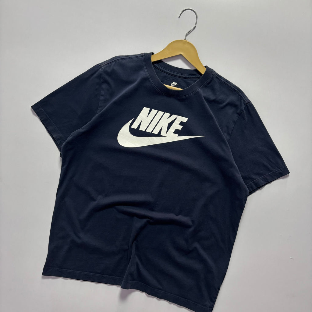 Nike Swoosh Tshirt