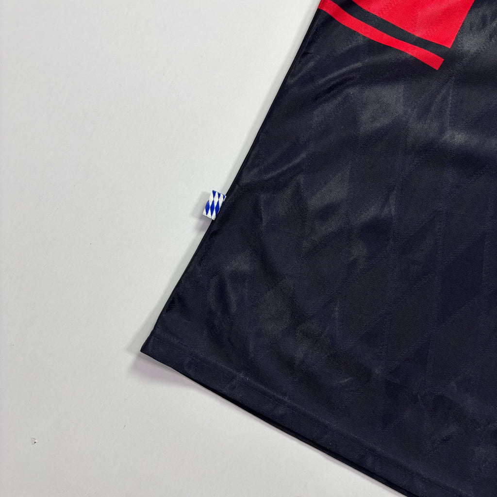Fc bayren 1997 Home