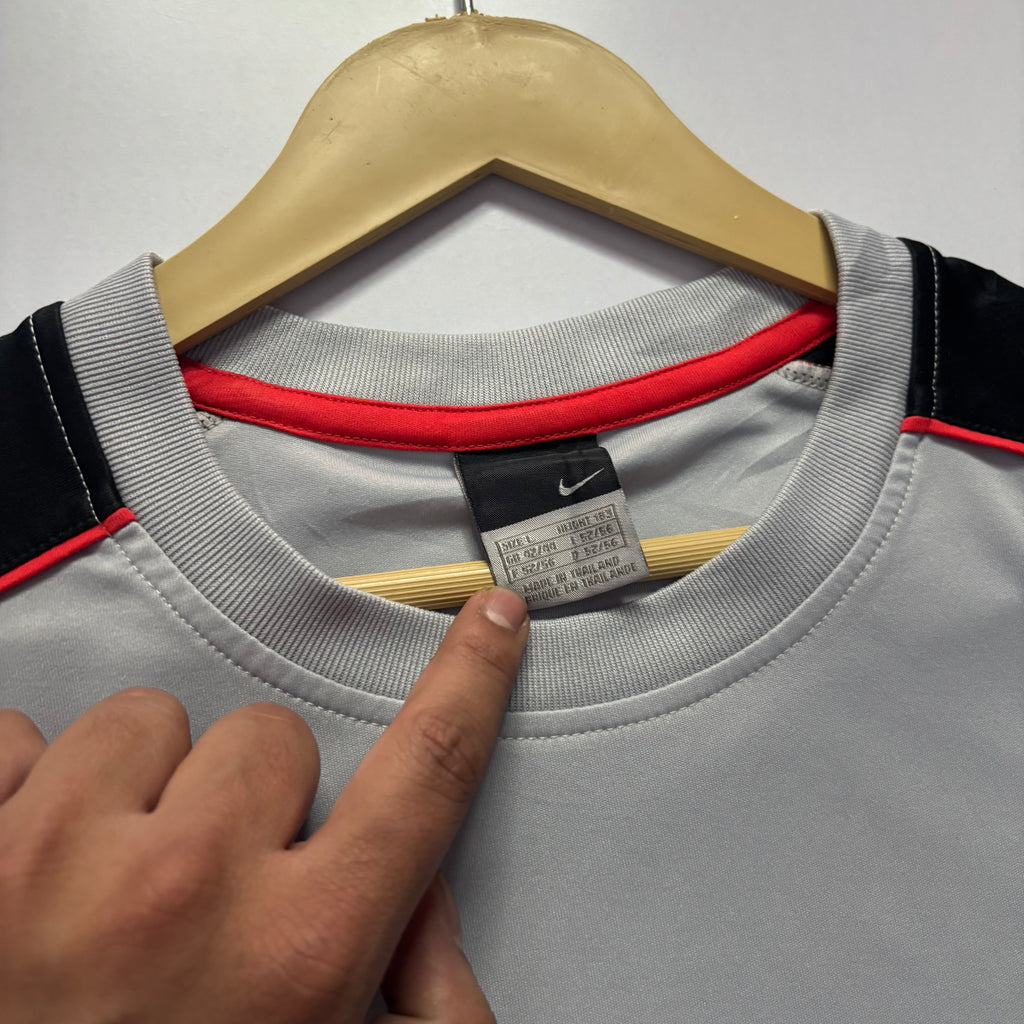 Vtg. T90 Center Swoosh Tee