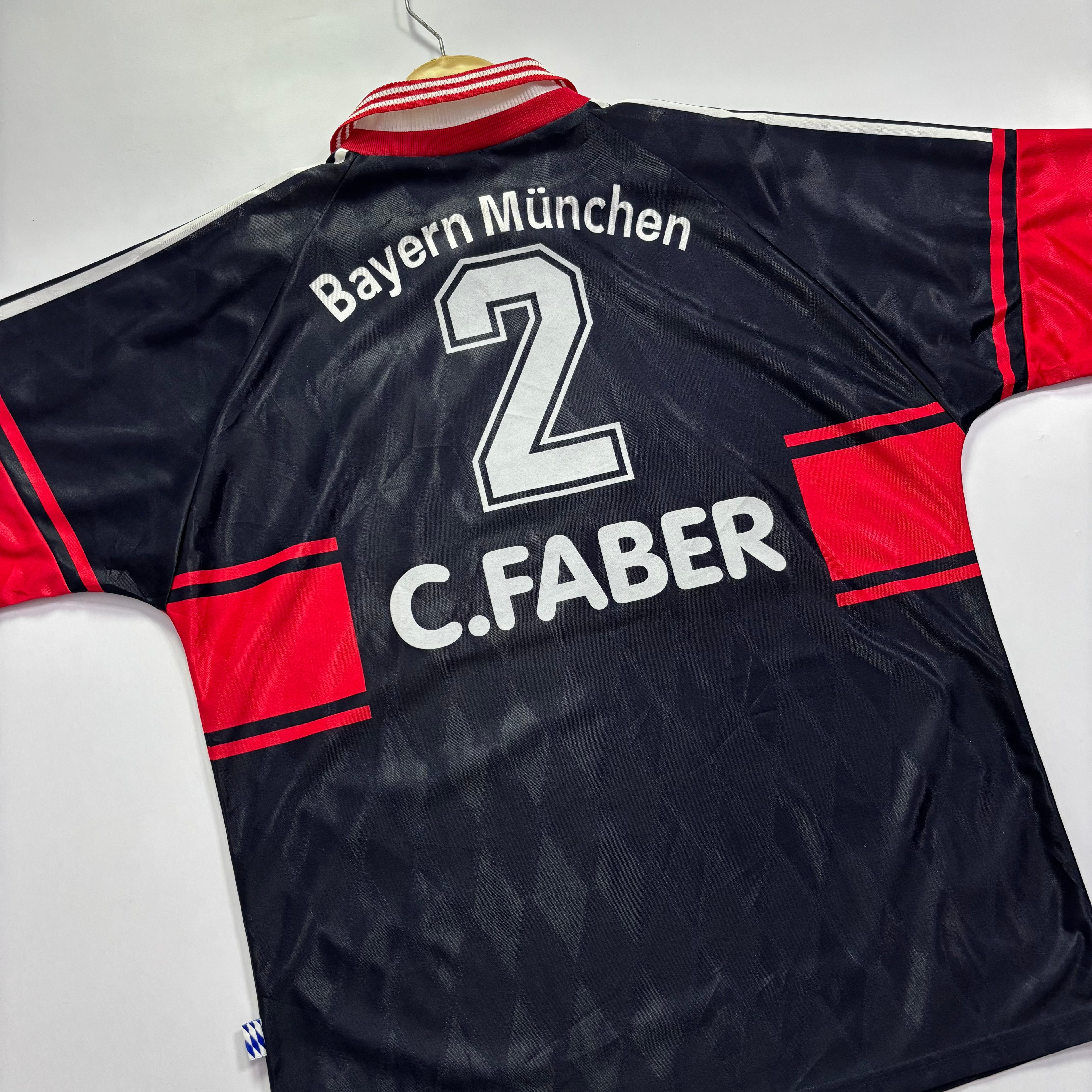 Fc bayren 1997 Home