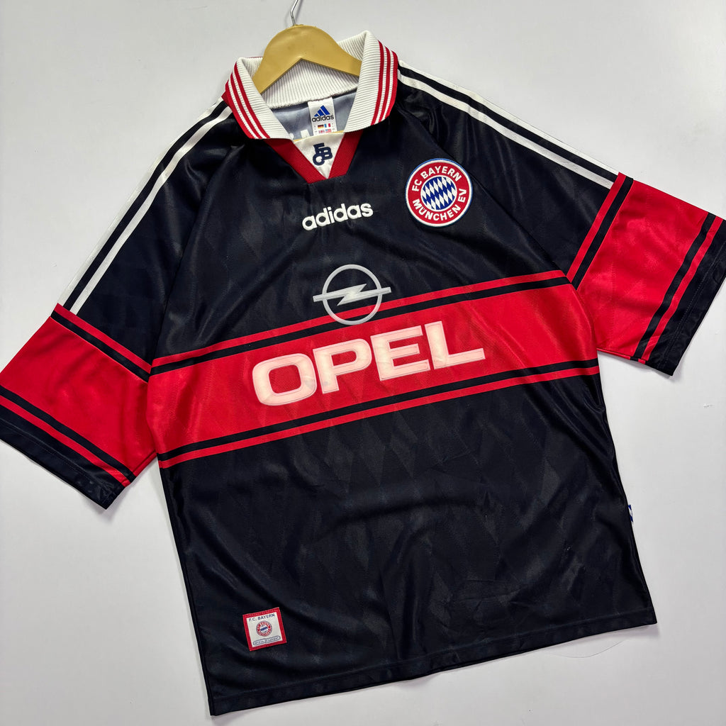 Fc bayren 1997 Home