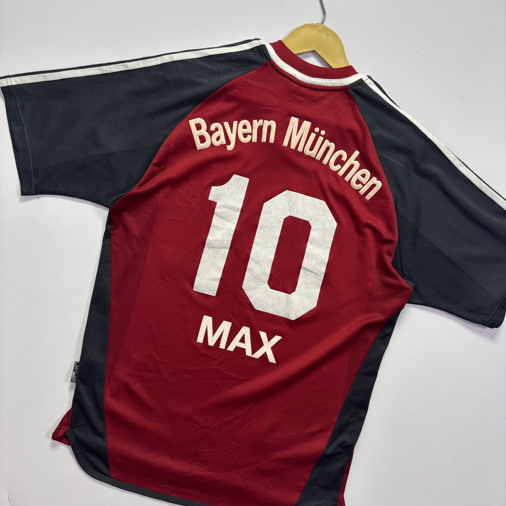 FC Bayern 2001 Home