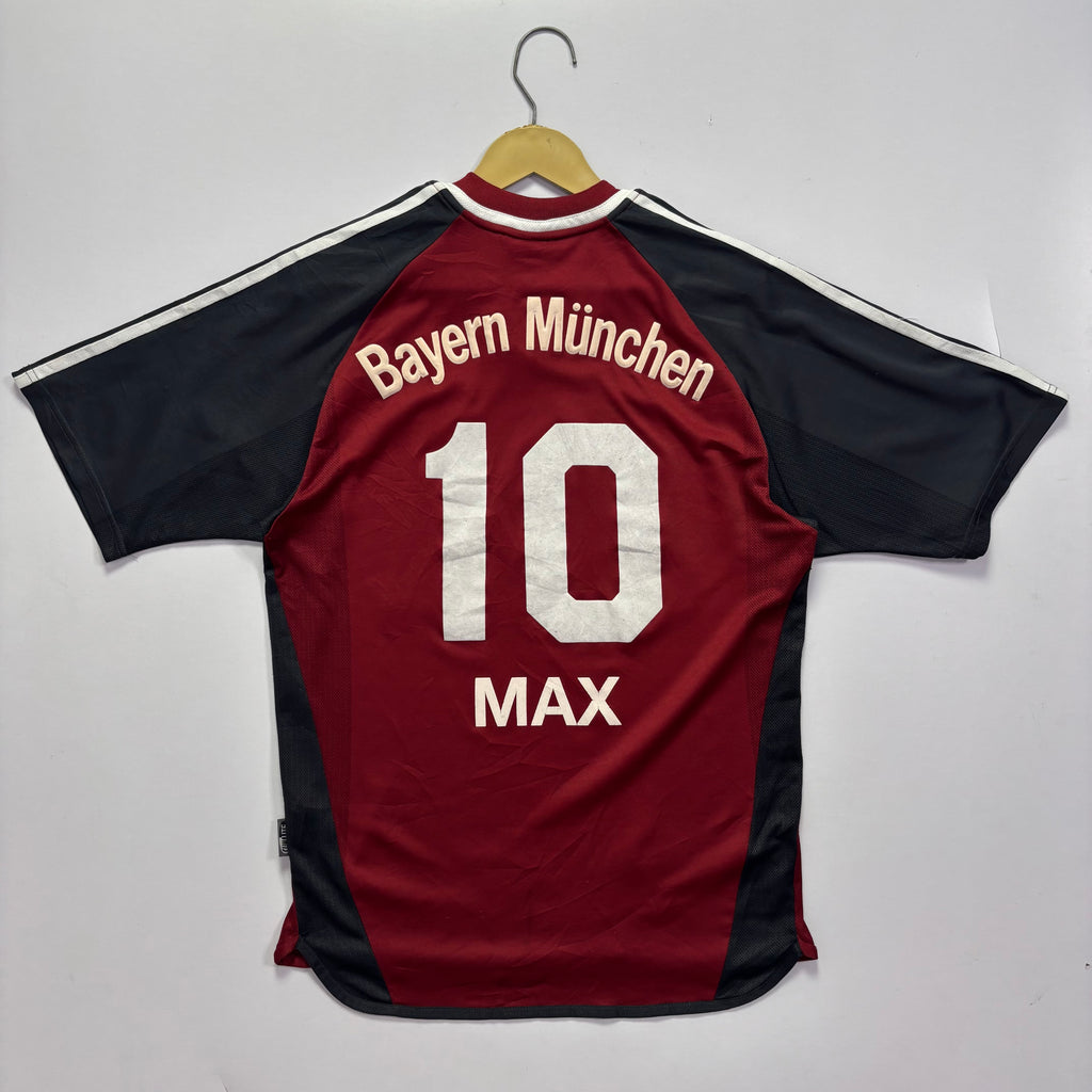 FC Bayern 2001 Home