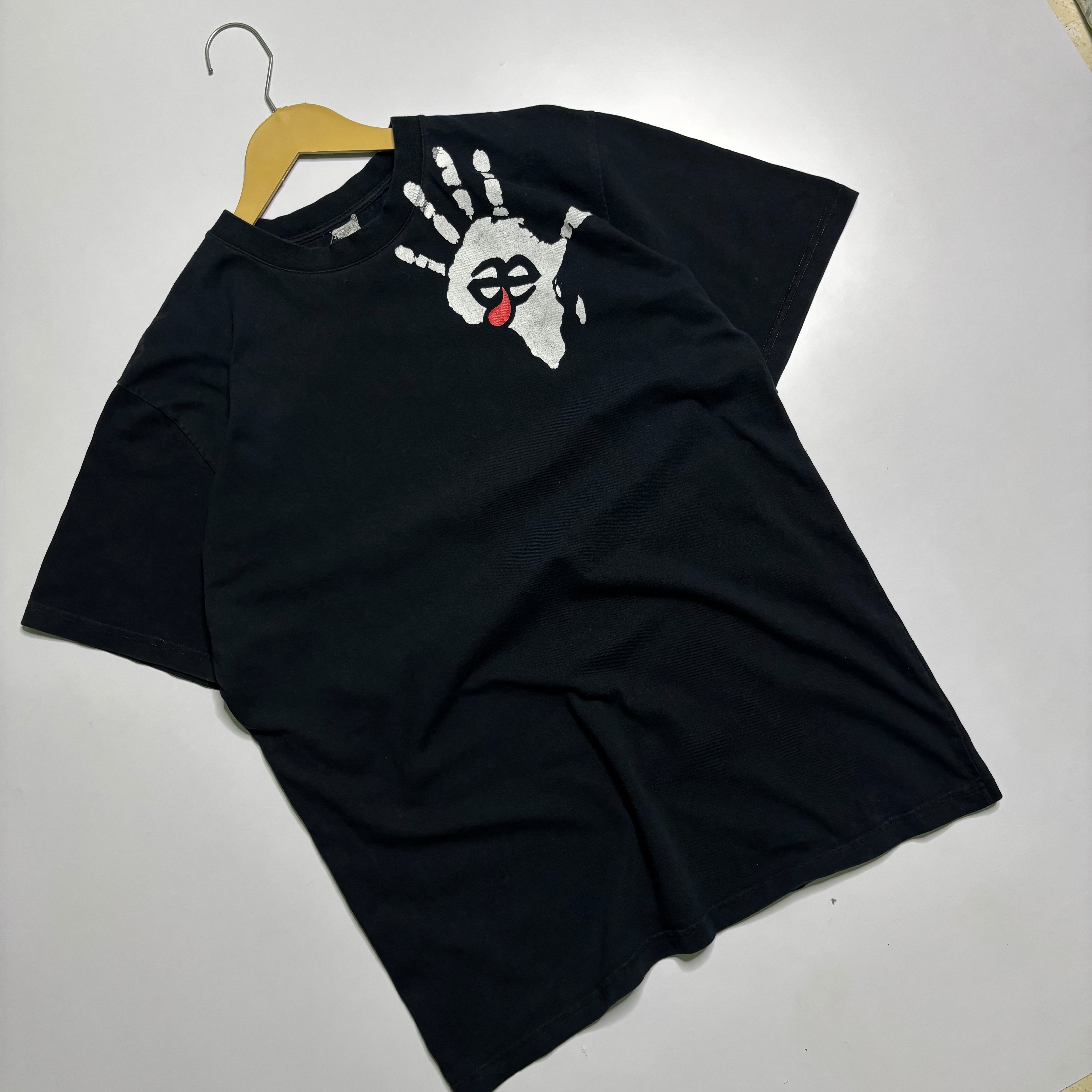 Y2K AE Skate Tshirt