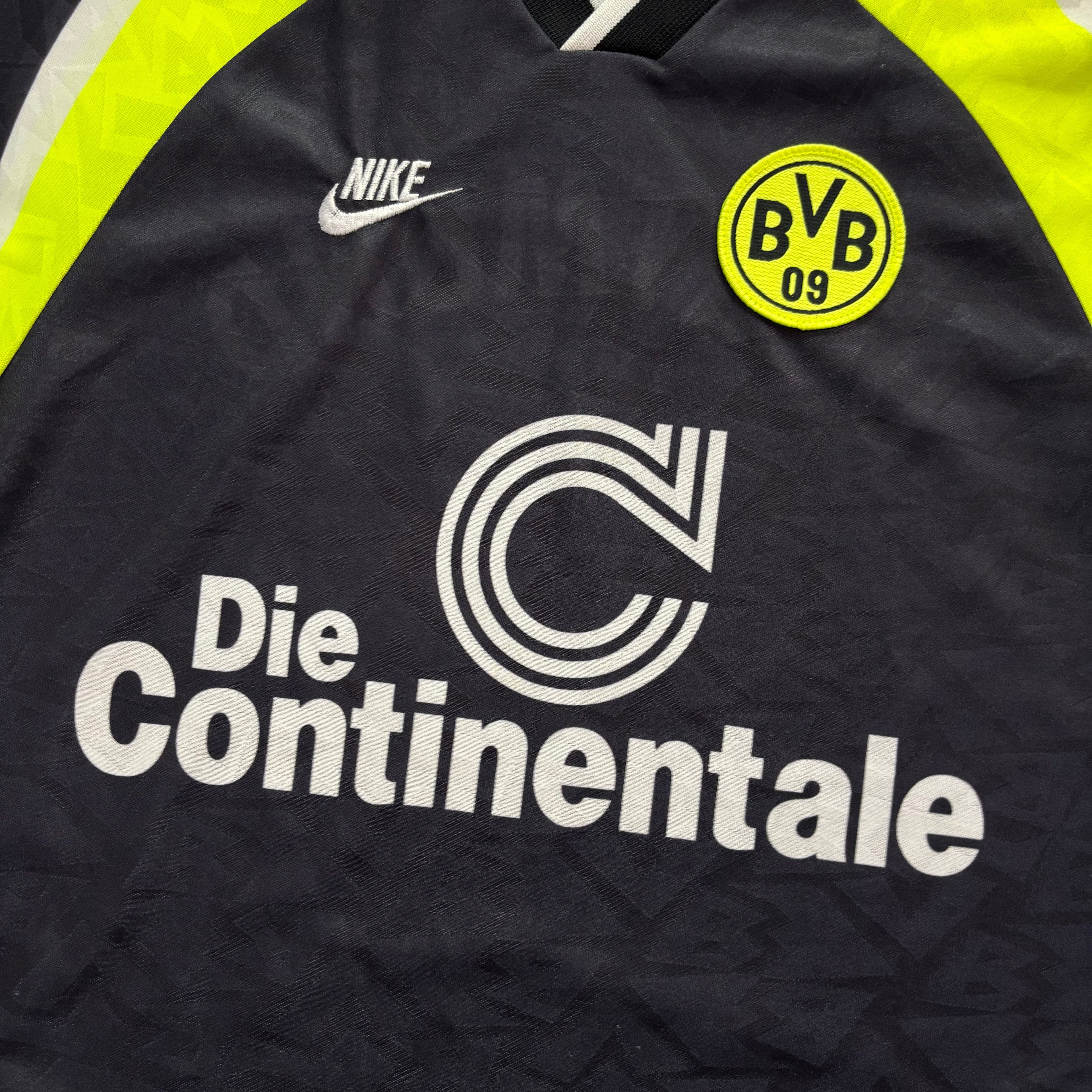 Borussia Dortmund 1995 Away Jersey