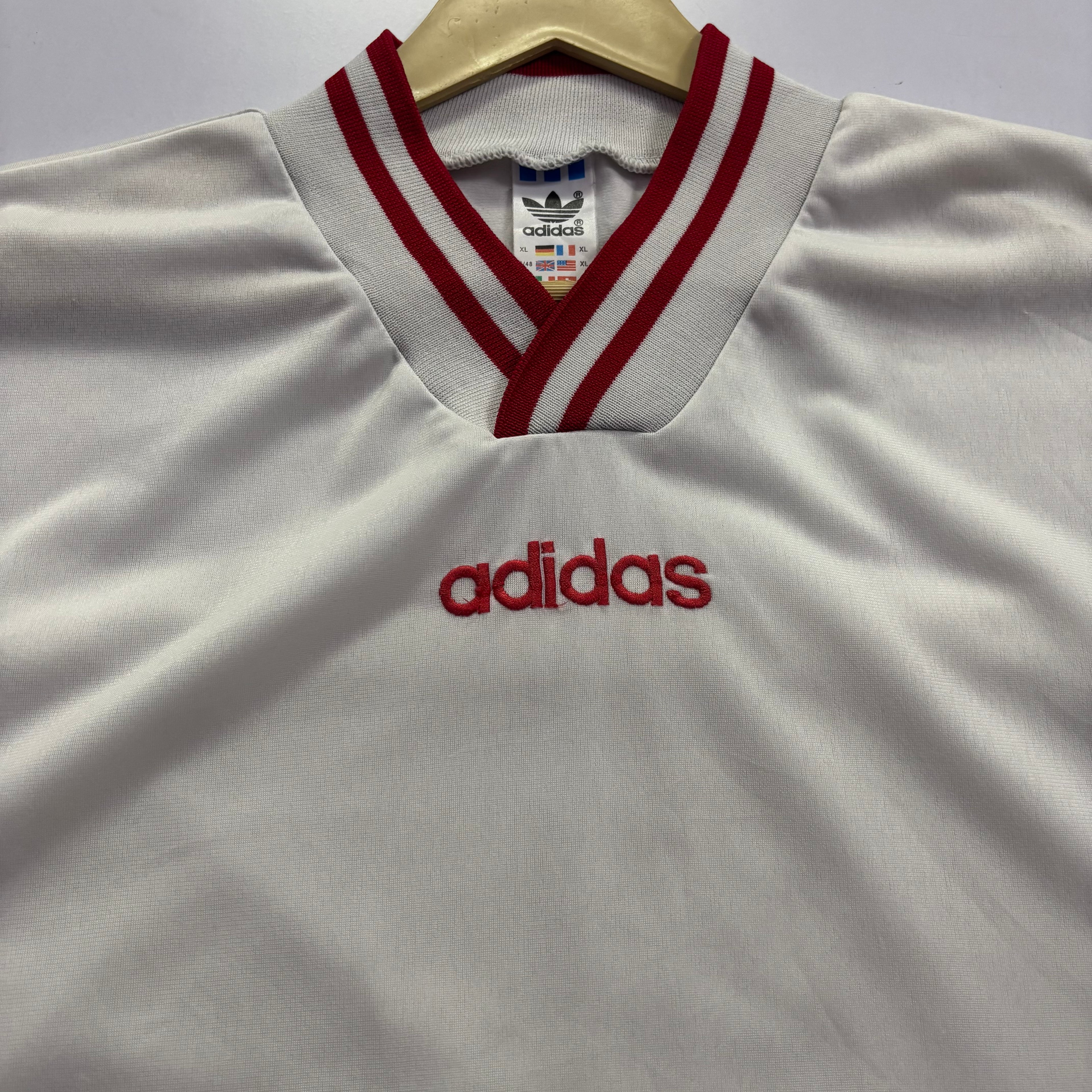 90’s Center Logo Adidas Jersey