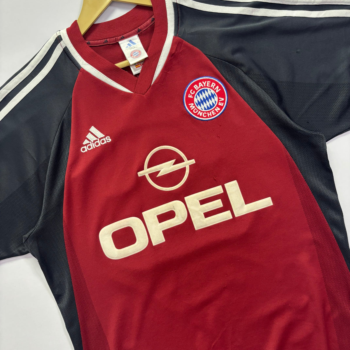 FC Bayern 2001 Home