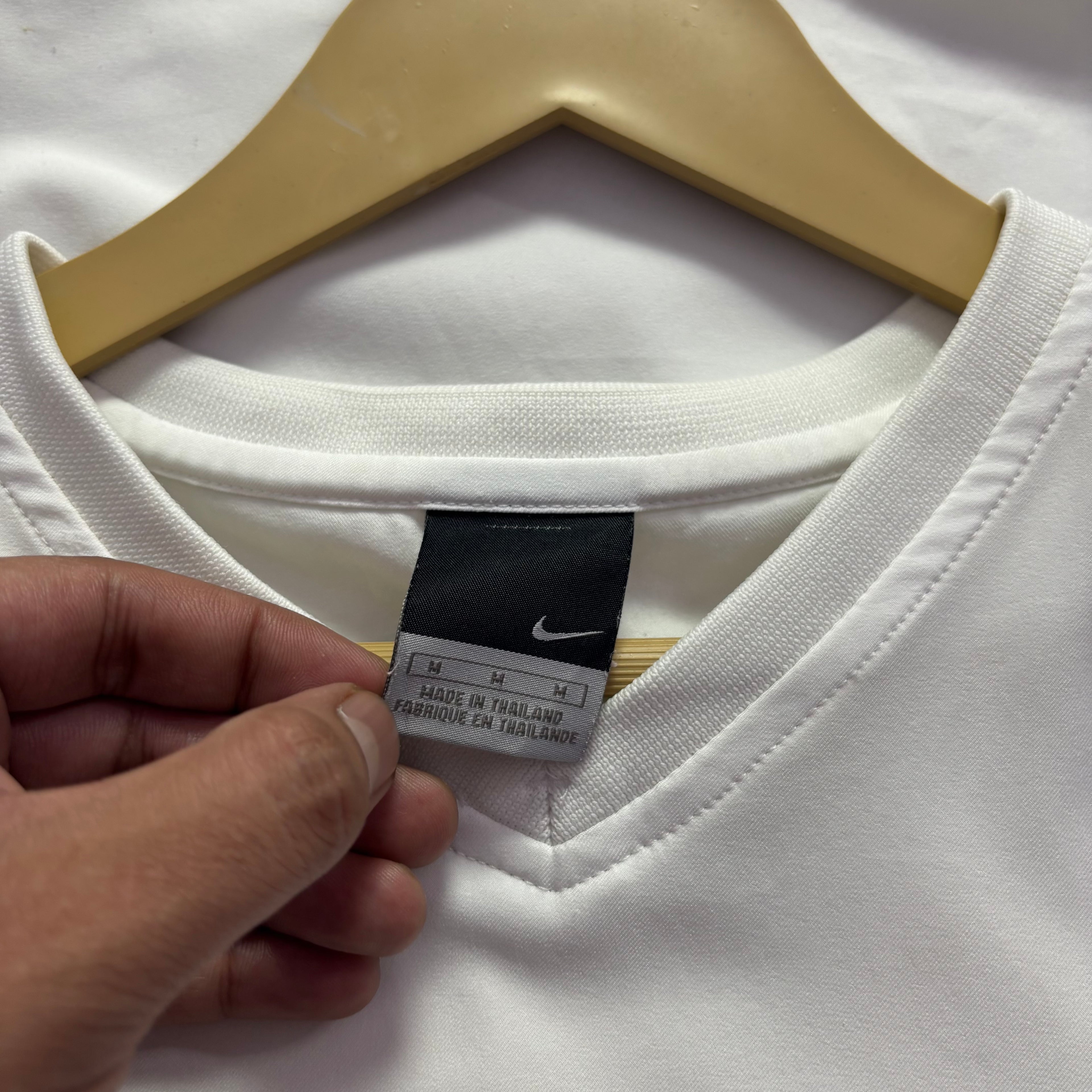 Vtg. Nike Side Swoosh Mesh T-Shirt