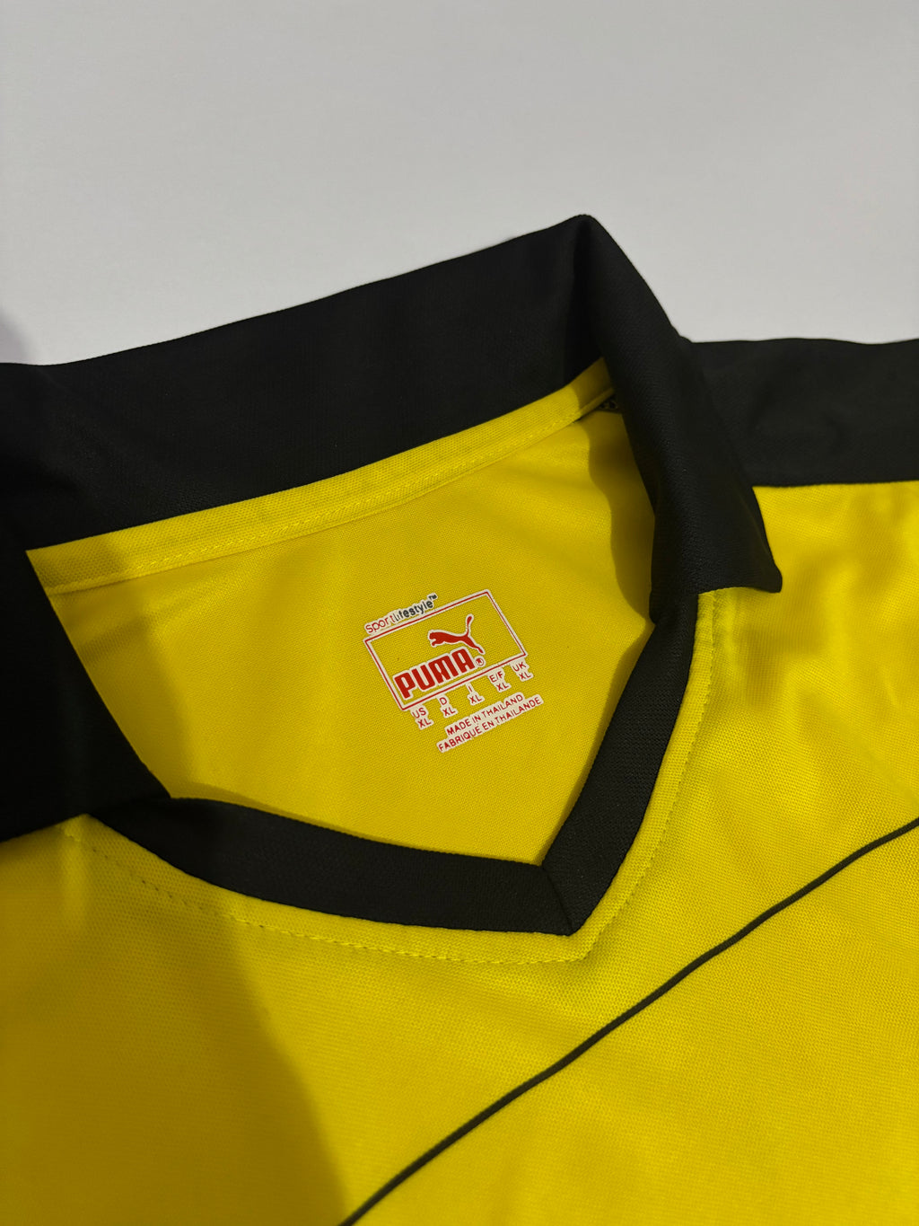 Borussia Dortmund 2015 Home