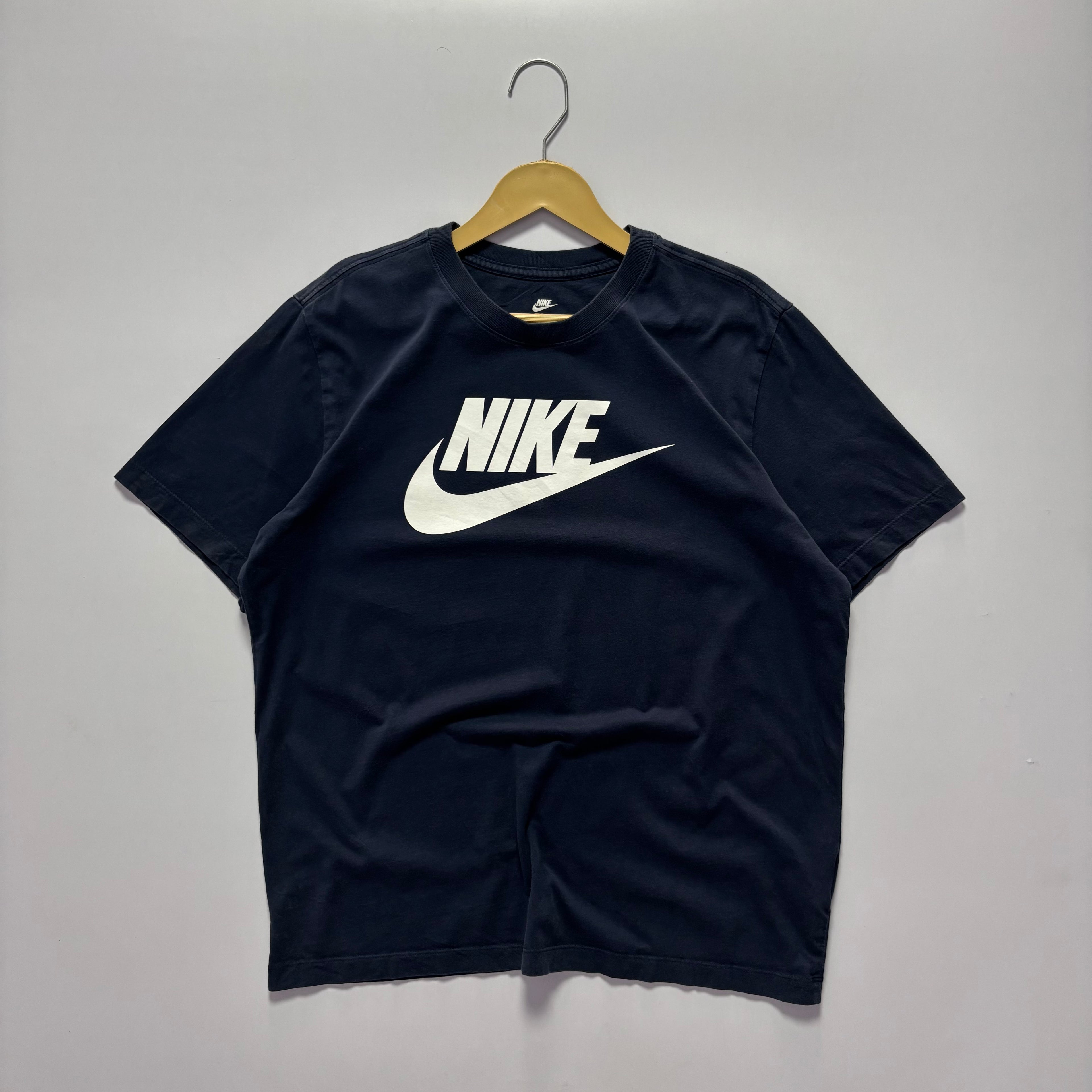 Nike Swoosh Tshirt