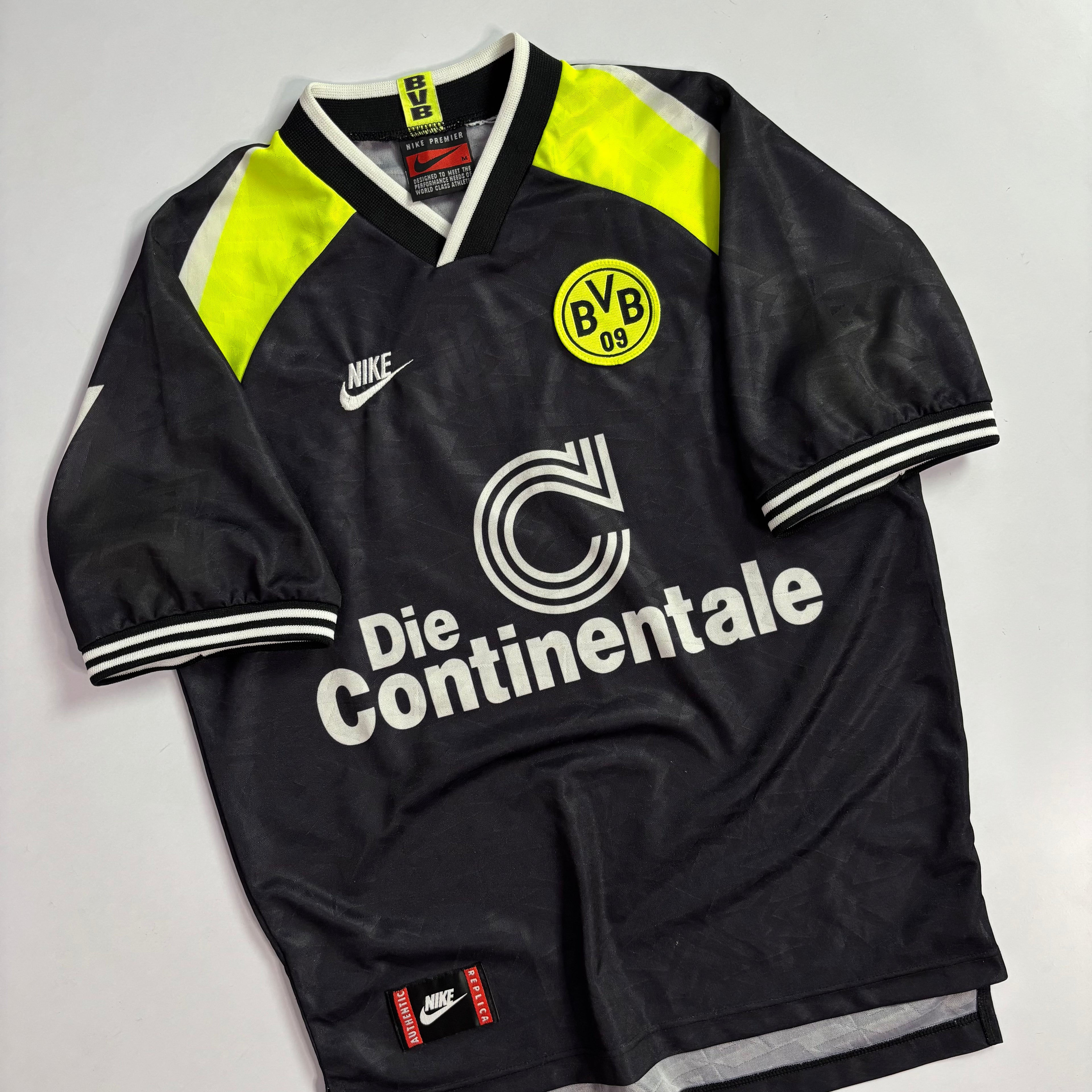 Borussia Dortmund 1995 Away Jersey