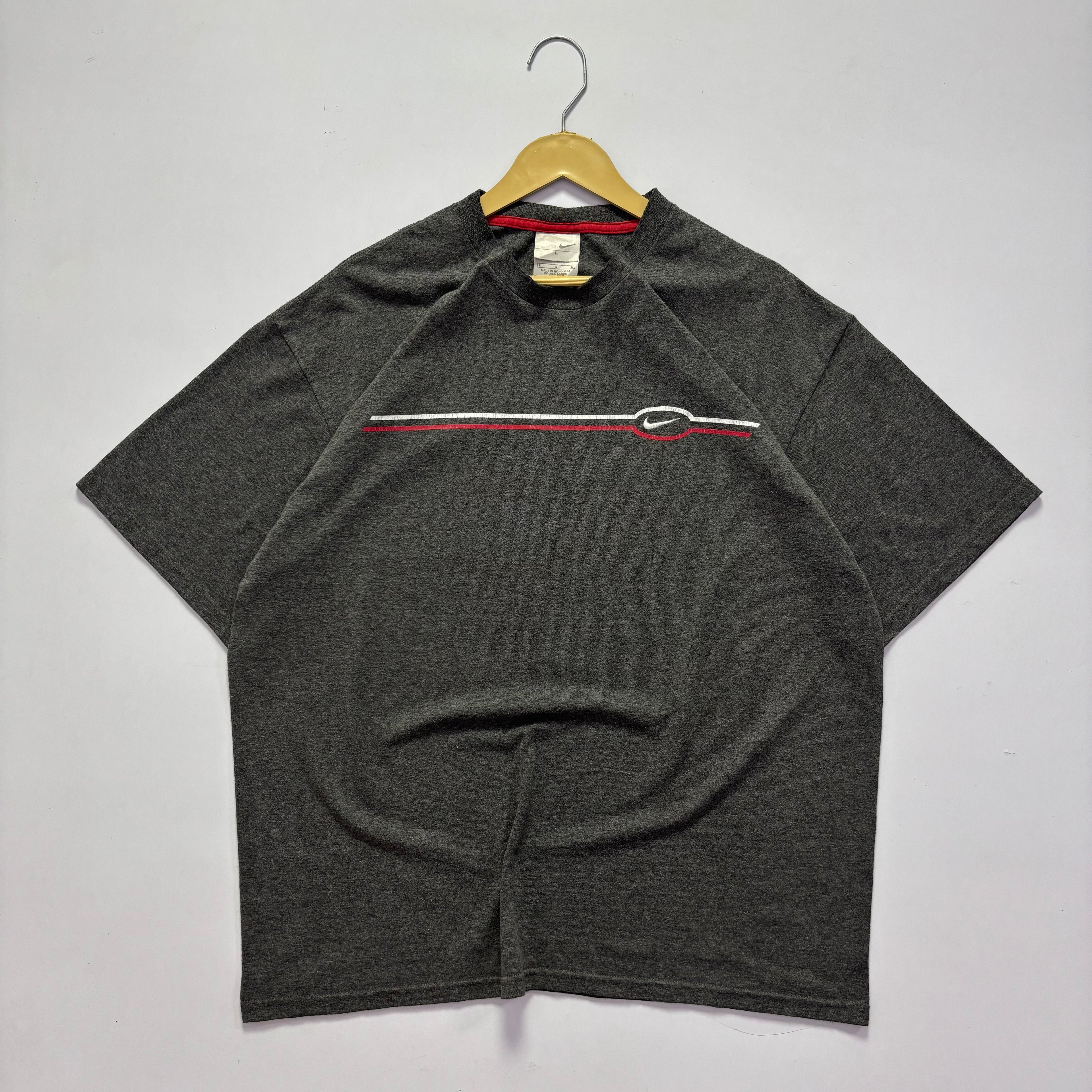 Y2K Nike Graphic Tee