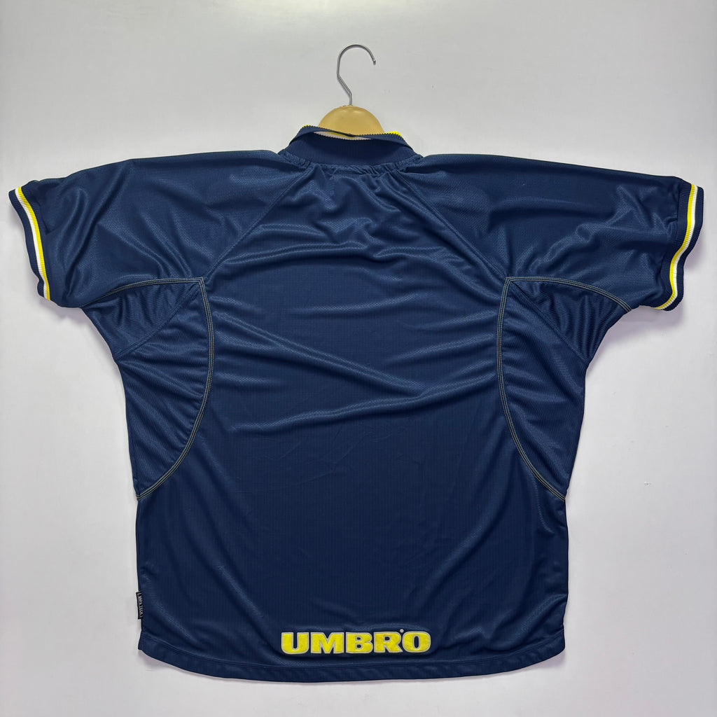 Vtg. 90’s Umbro Polyester T - Shirt