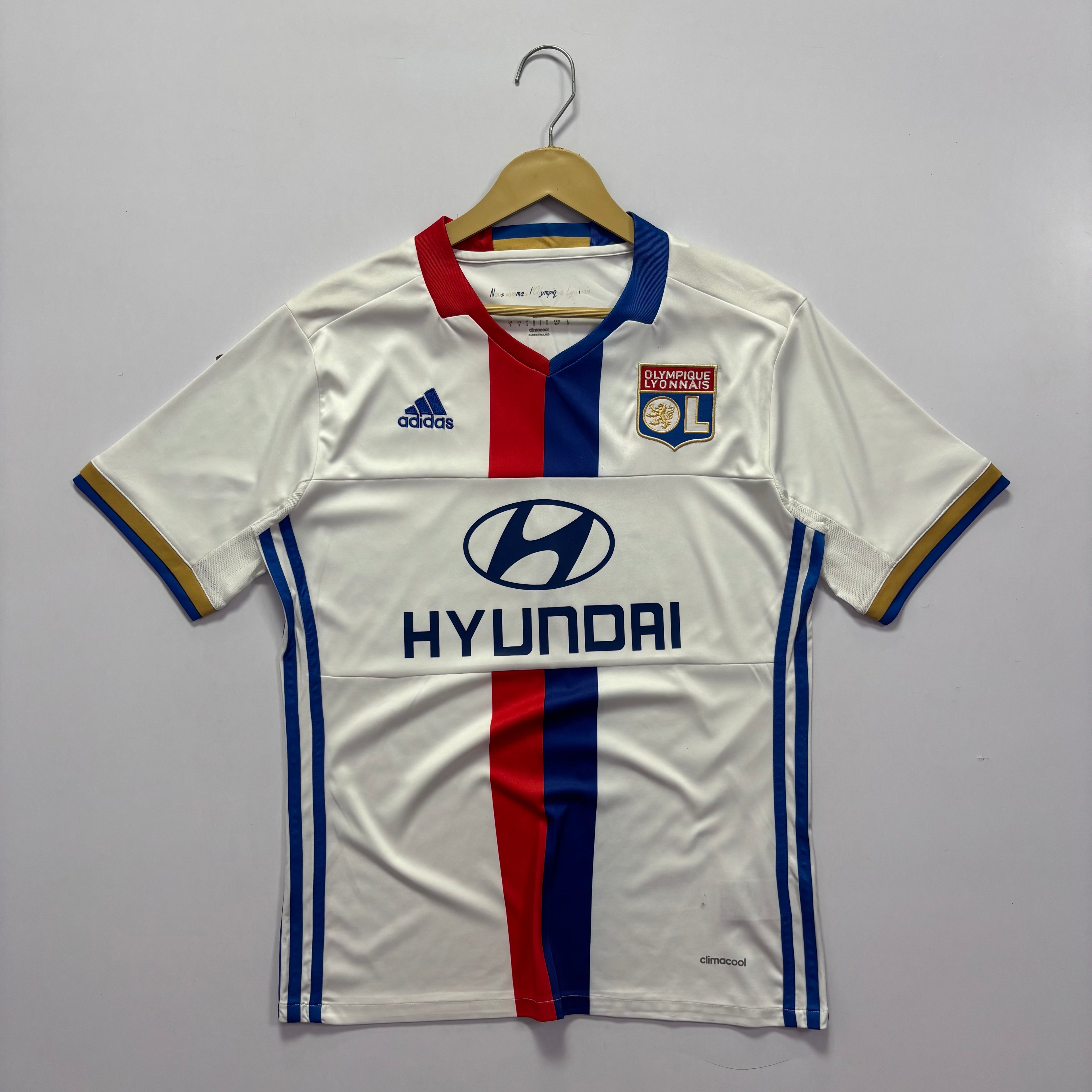 Olympique Lyonnais 2016 Home