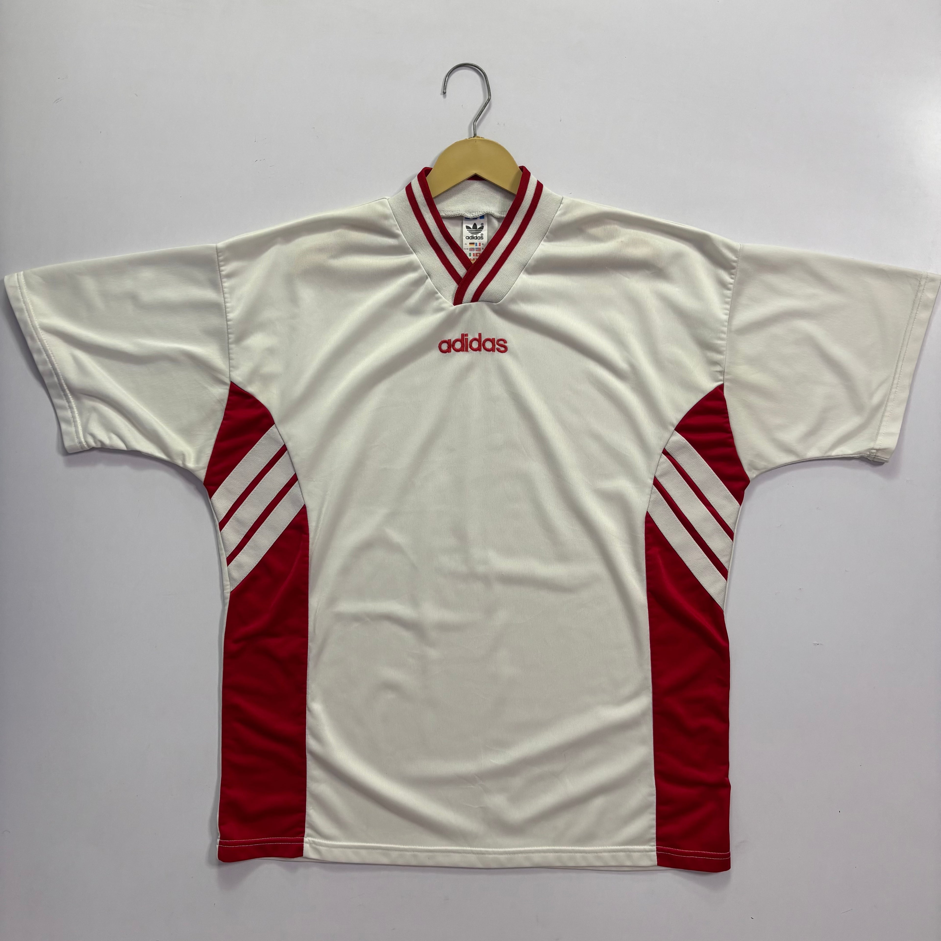 90’s Center Logo Adidas Jersey