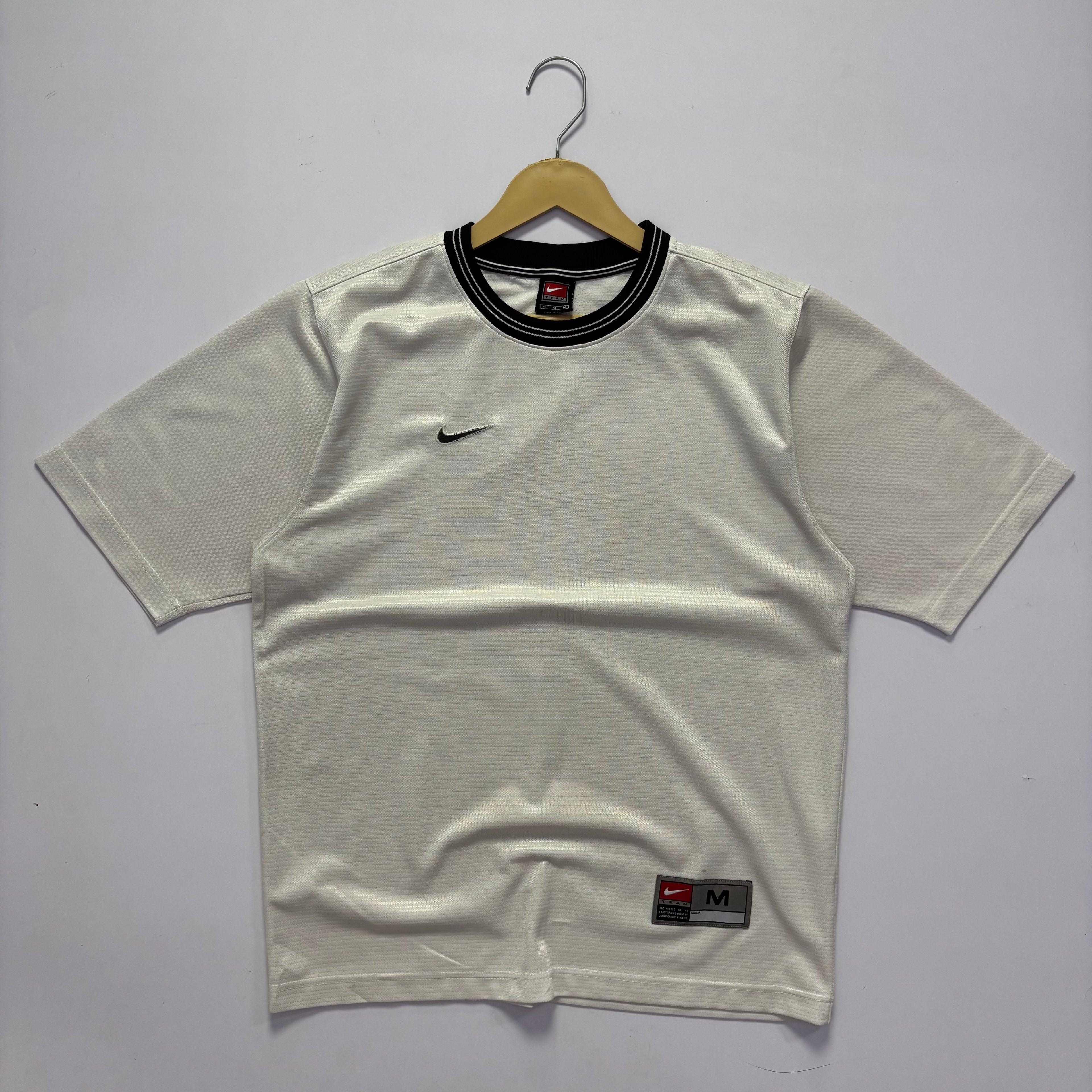 Vtg.Nike Embroidery Swoosh Tee