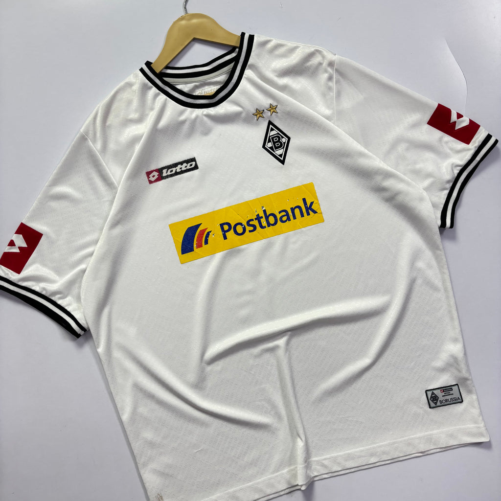 Borussia 2010 home