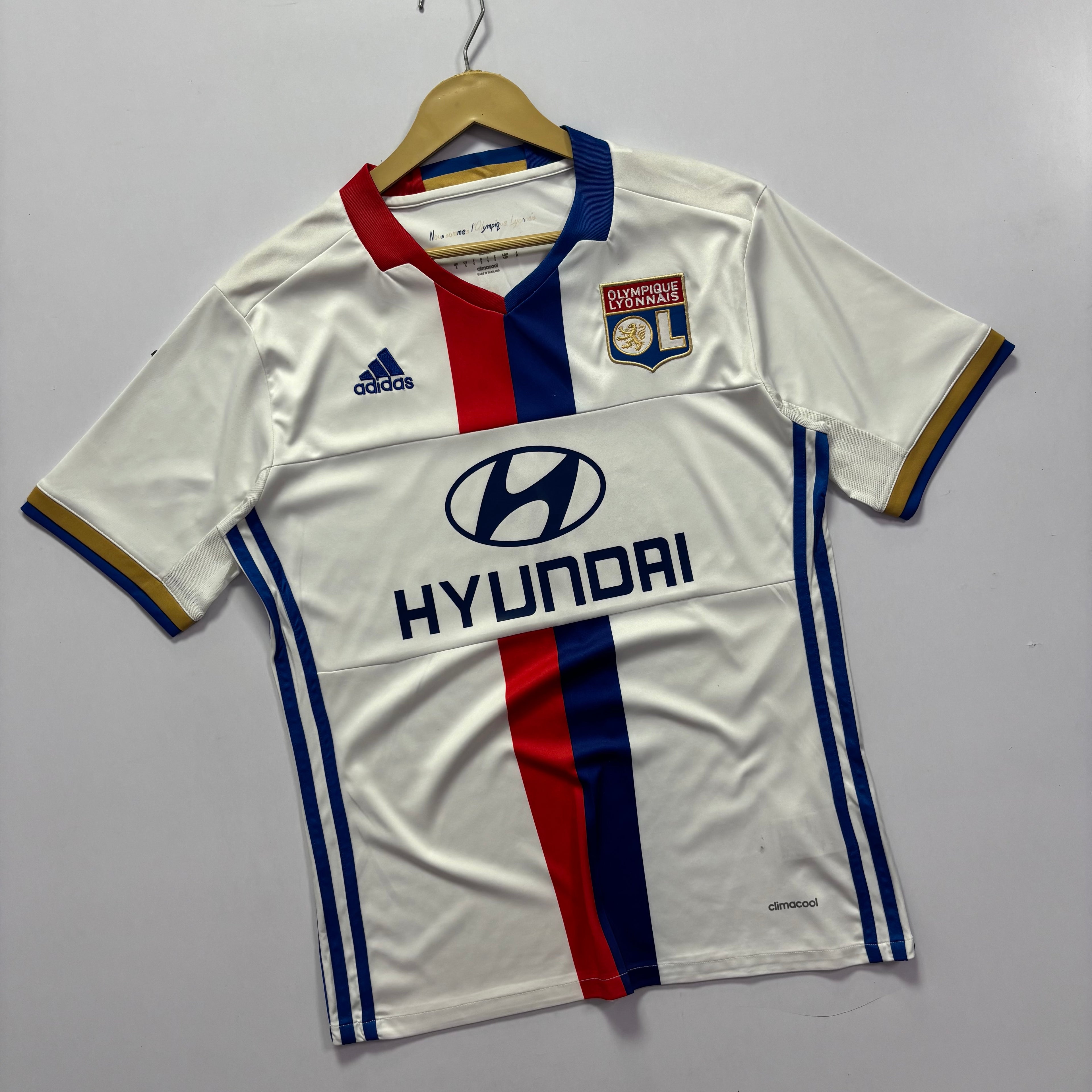 Olympique Lyonnais 2016 Home