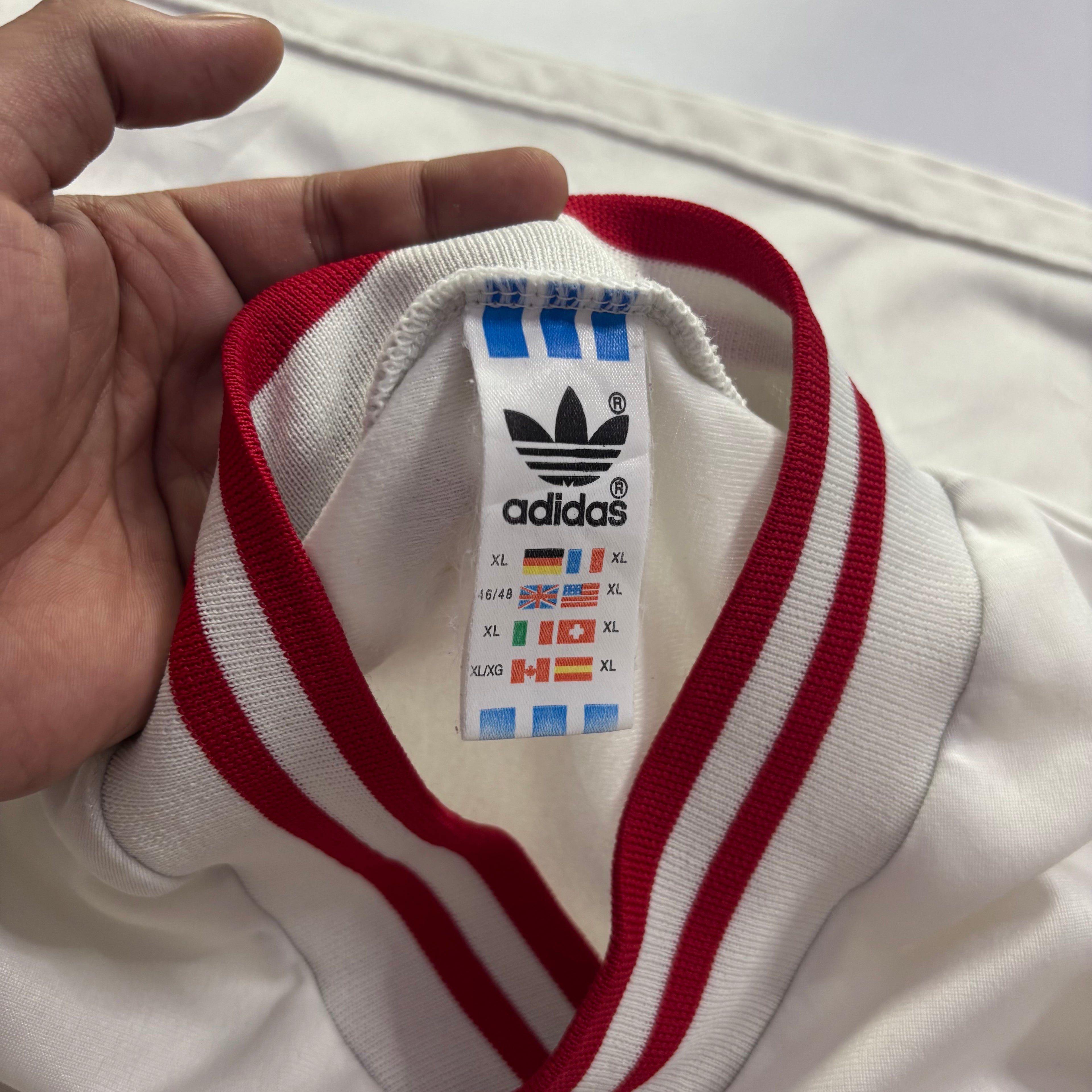 90’s Center Logo Adidas Jersey