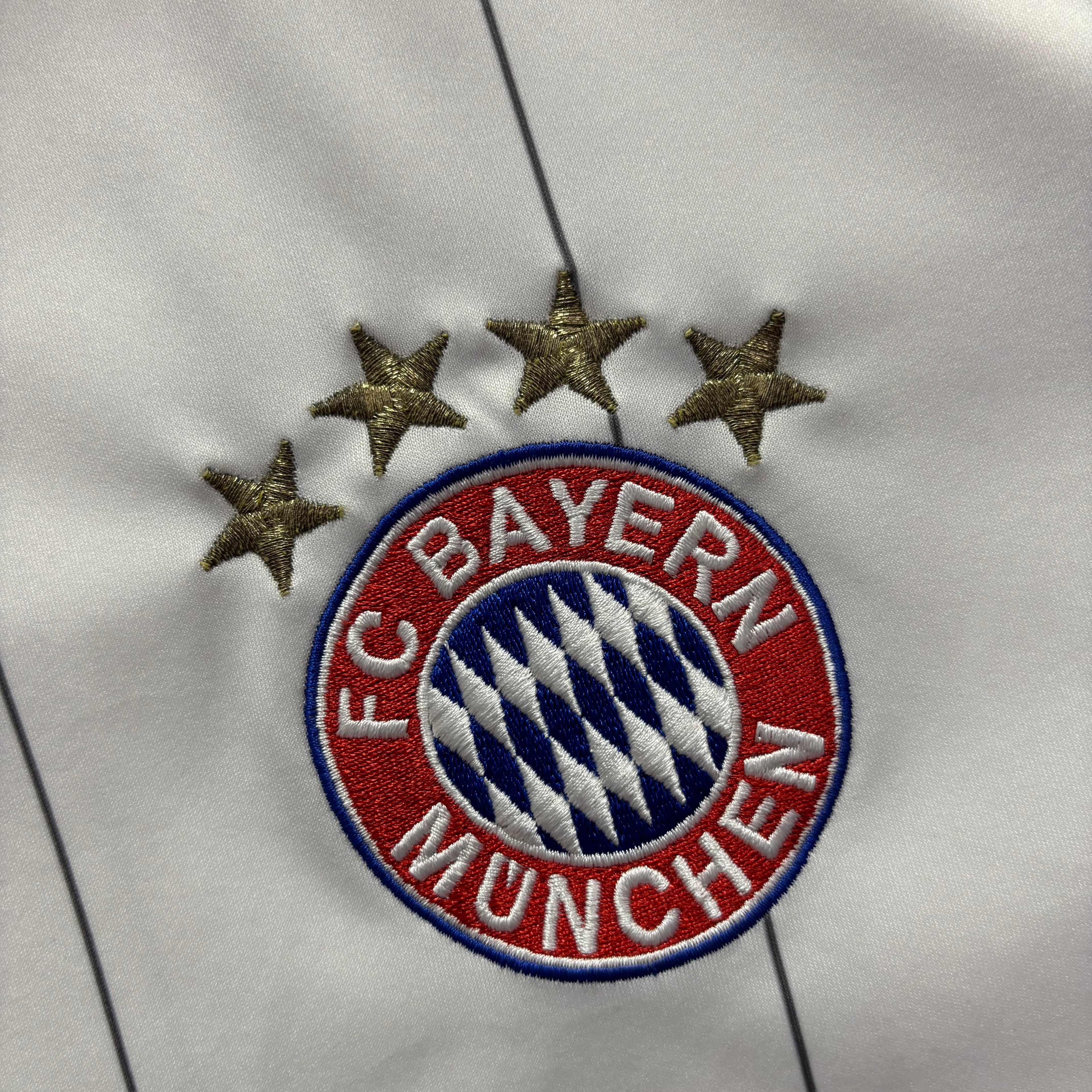 FC Bayern Munich 2009 Thrid Jersey