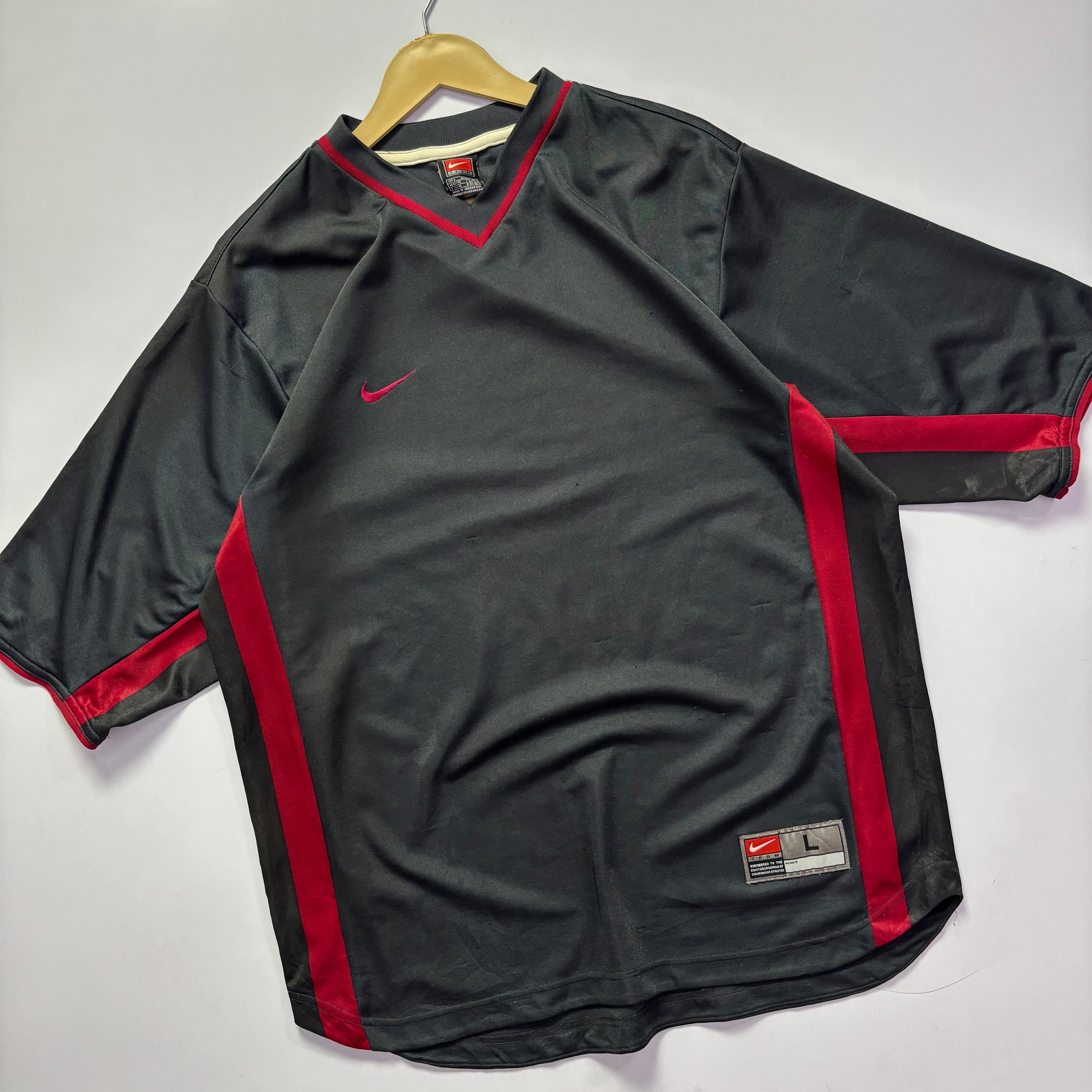 Vtg. Nike Side Swoosh Polyester T-Shirt