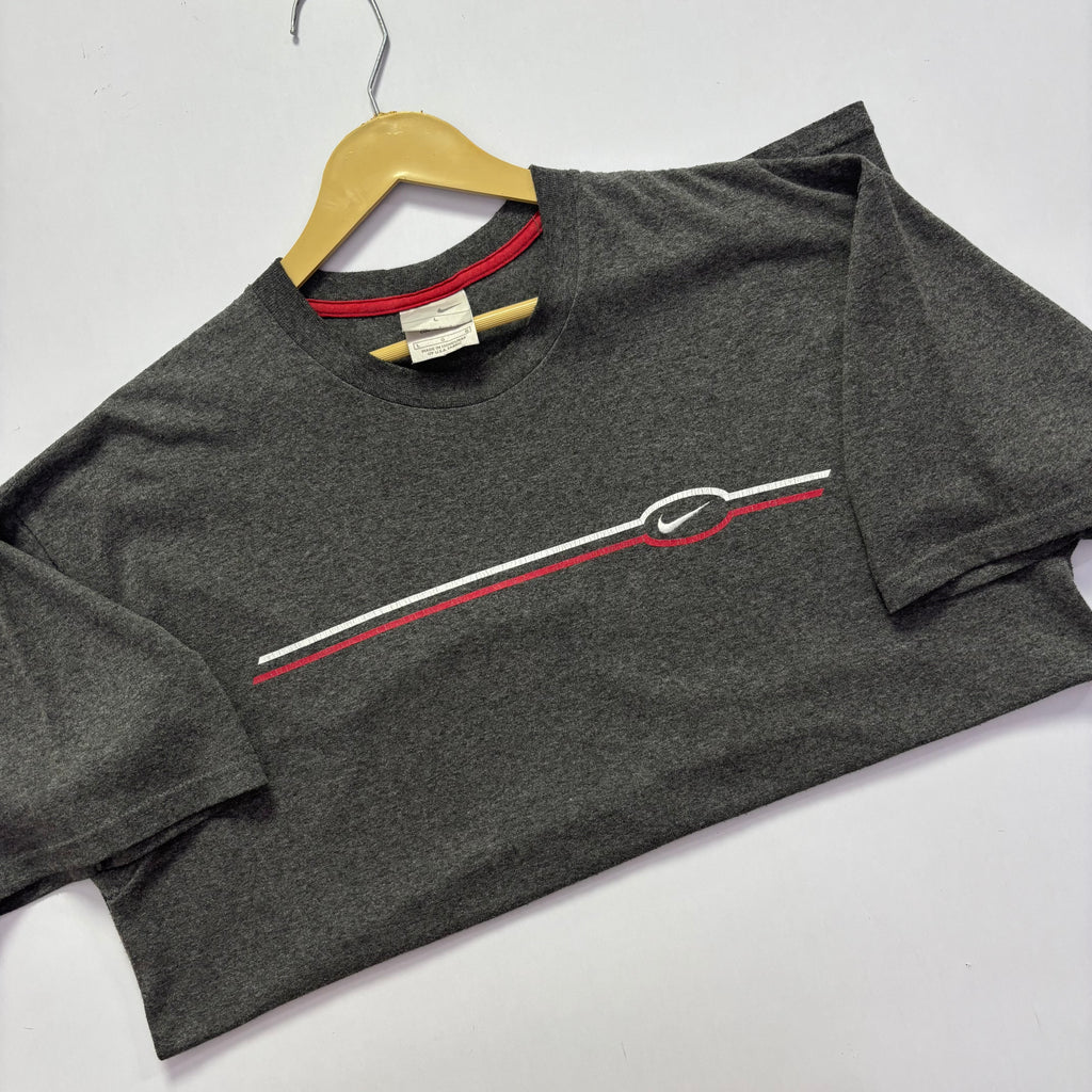 Y2K Nike Graphic Tee