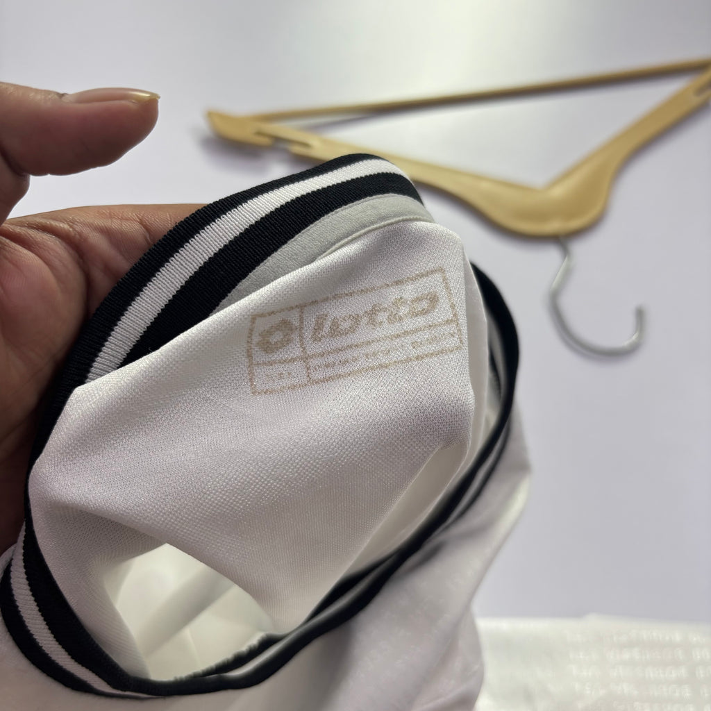 Borussia 2010 home