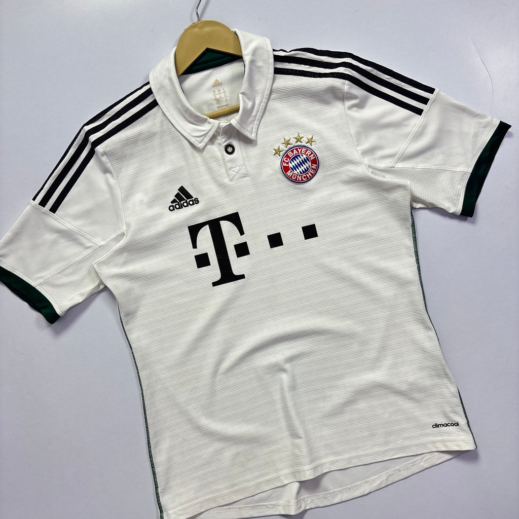F.C Bayern 2013 Away