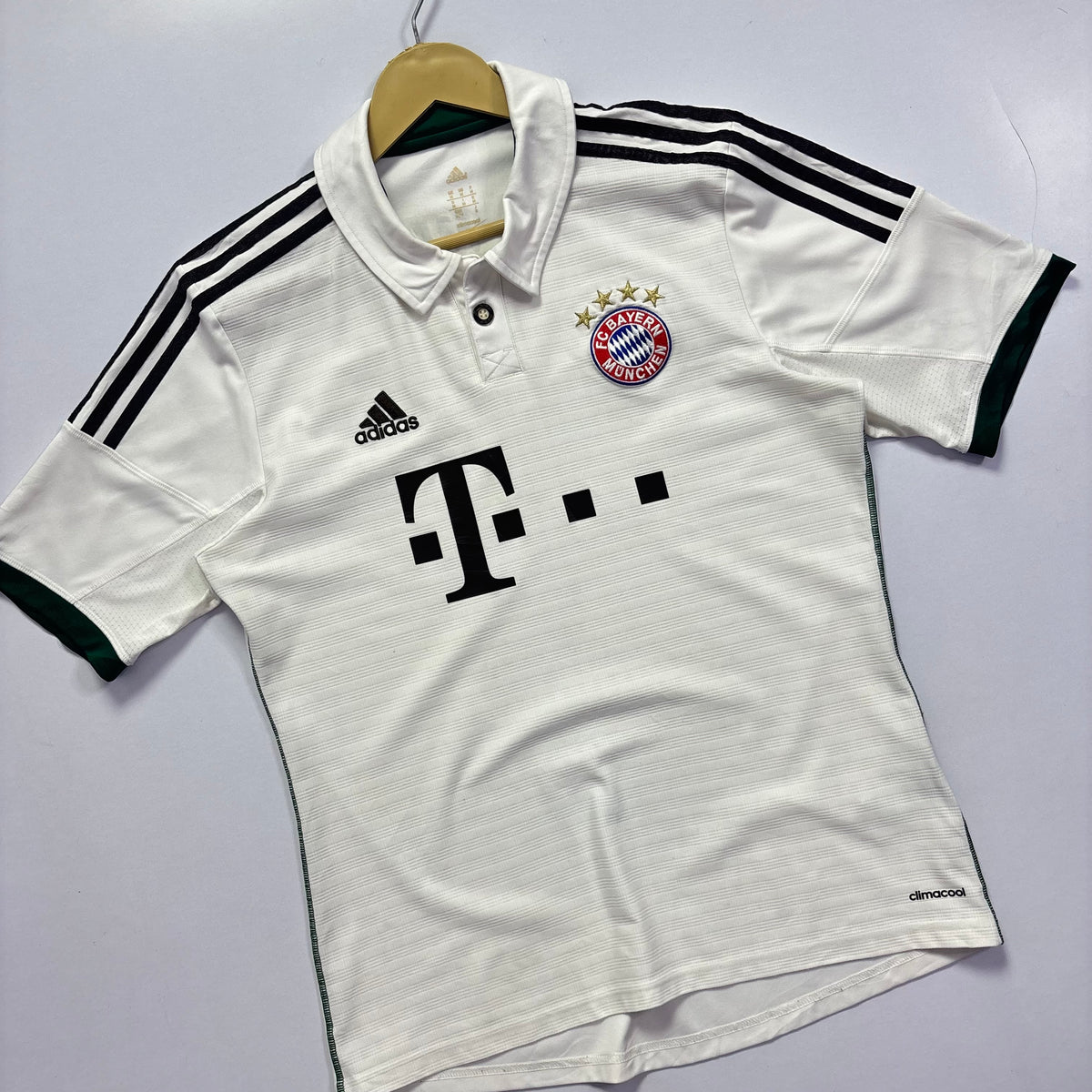 F.C Bayern 2013 Away