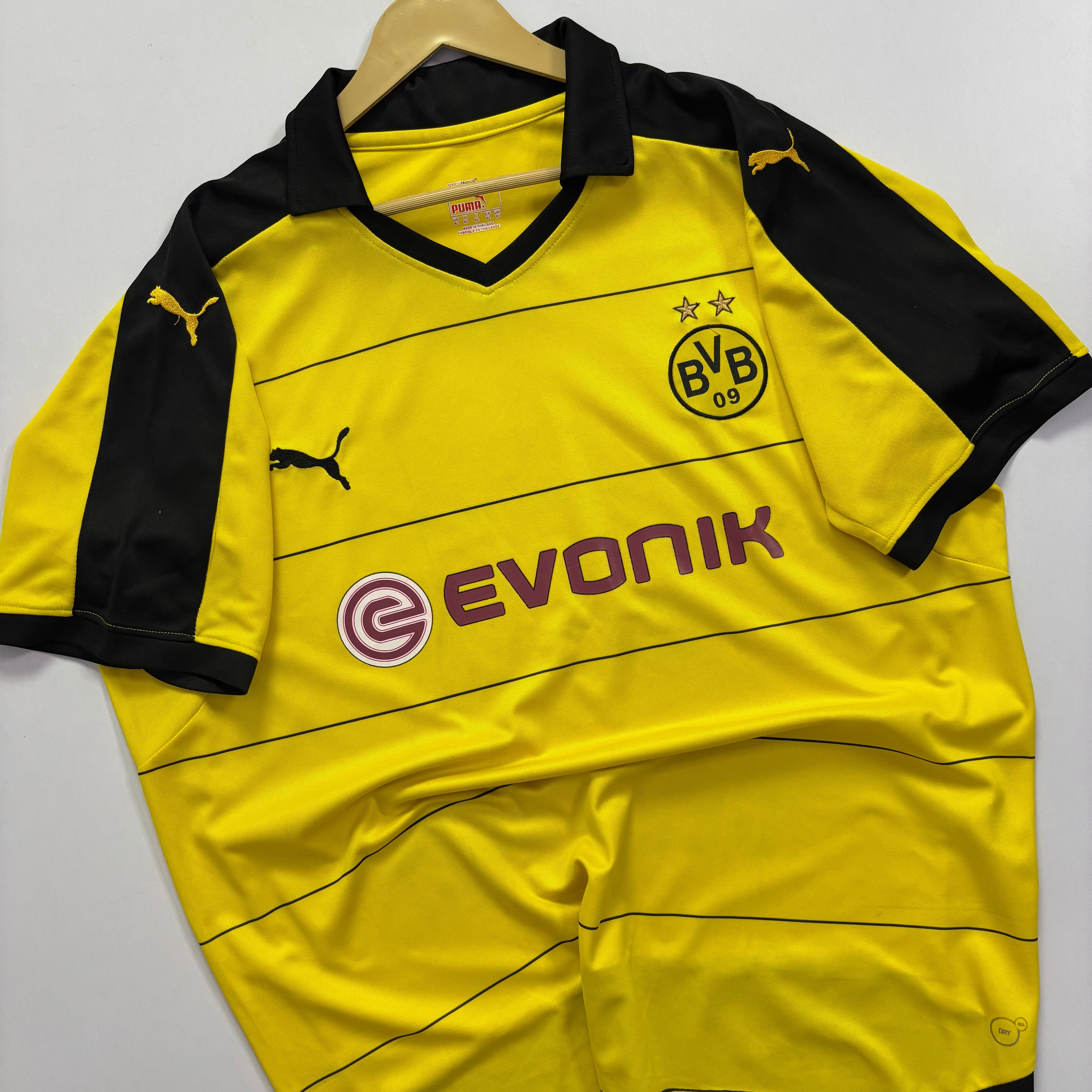 Borussia Dortmund 2015 Home