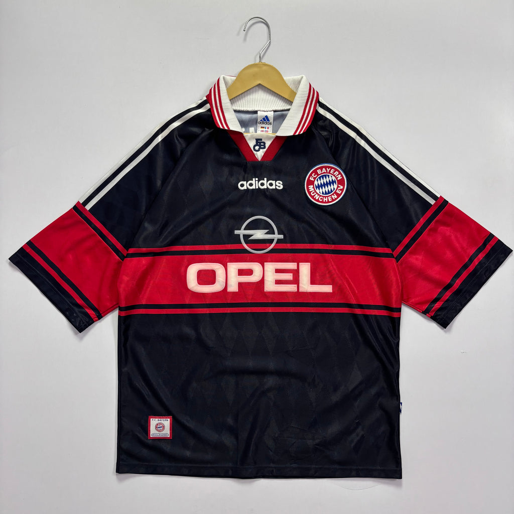 Fc bayren 1997 Home